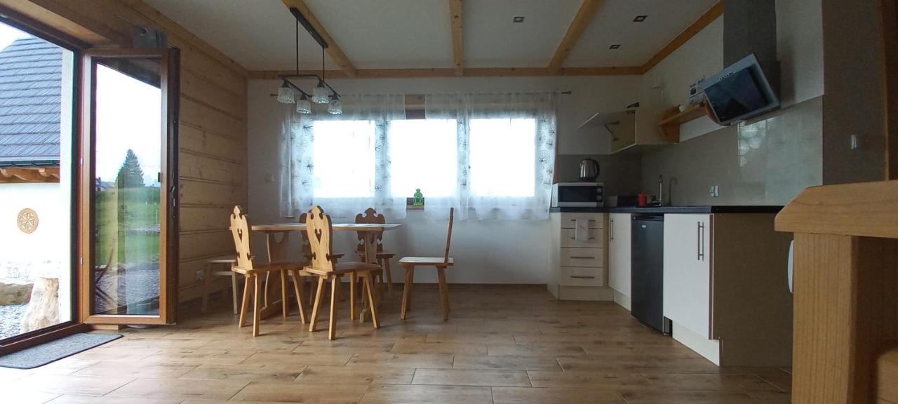 Nowinowe Domki Dzianisz Exterior foto